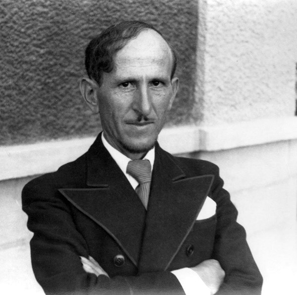 وارطان هوانسیان و آثار برجسته معماری مدرن ایران | شستی